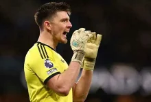 يواجه نيوكاسل معضلة في مركز حراسة المرمى قبل مواجهة برشلونة في دوري أبطال أوروبا